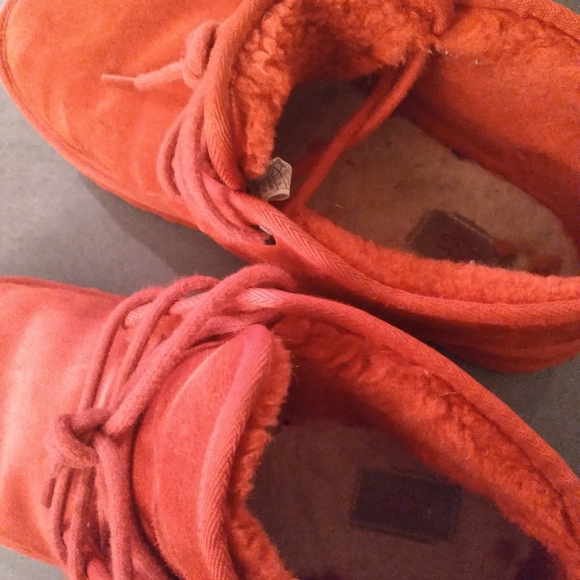 Mens Uggs & Ugg boot cleaner - Picture 4 of 6